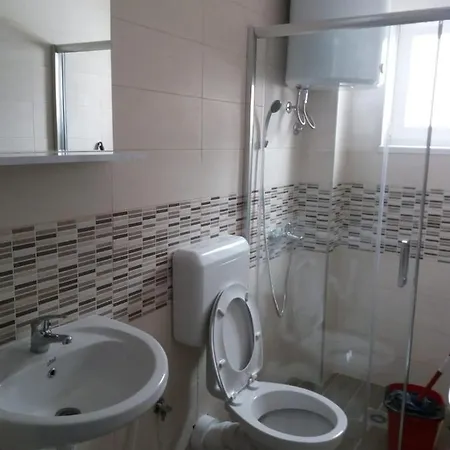 Villa Vila Residovic *